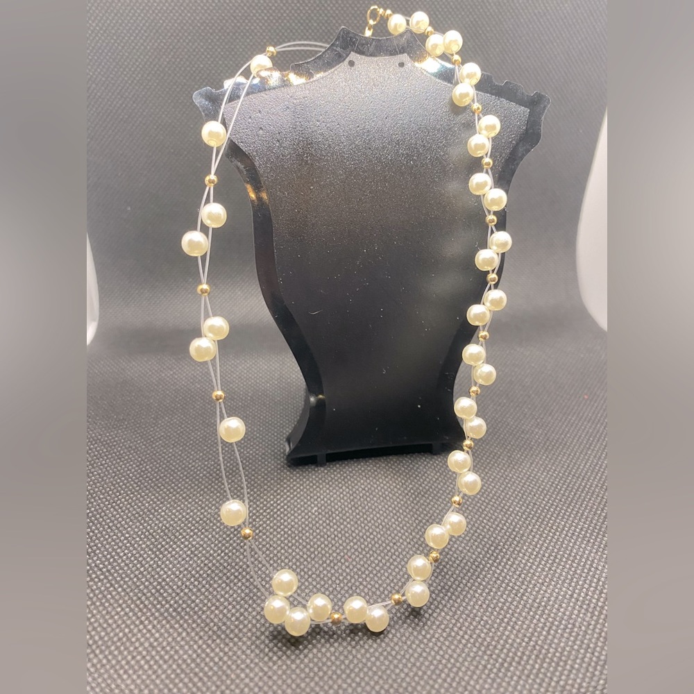 Vintage Style Faux Pearl Necklace